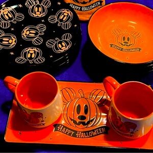 Disney Halloween Serving Tray & Cup Set